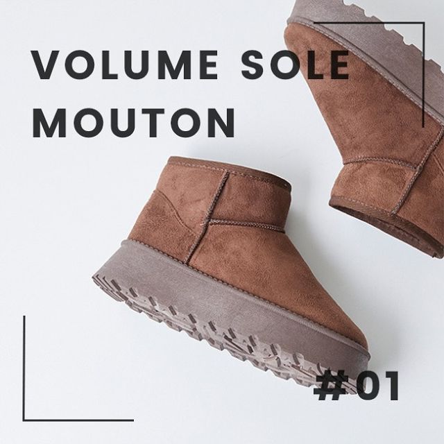 VOLUME SOLE MOUTON　#01

ボリューミーな厚底ソールが今季の秋冬シーンを彩る
おしゃれに寒さ対策にぴったりの厚底ムートン3選👢

﹍﹍﹍﹍﹍﹍﹍﹍﹍﹍﹍﹍﹍﹍﹍﹍﹍﹍﹍﹍

厚底ムートンブーツ
品番：34420
¥3,999 (税込)
SIZE：S(22.0〜22.5cm)～LL(24.5cm相当)
COLOR：全3色　
﹍﹍﹍﹍﹍﹍﹍﹍﹍﹍﹍﹍﹍﹍﹍﹍﹍﹍﹍﹍

昨年から人気の厚底ムートンブーツ。
足元重ためシルエットで一気に今っぽくかわいくなります♪

履き口からつま先までファーで覆われているので
ふかふかで温かいのも嬉しいポイント🔥

1足は持っておきたい今年の定番アイテムです！

詳しくは画像をタップして商品をチェック✓

﹍﹍﹍﹍﹍﹍﹍﹍﹍﹍﹍﹍﹍﹍﹍﹍﹍﹍﹍﹍

🔖 ¦ wellegを履いた日は #welleg つけて投稿🤍
掲載アイテムは画像をTAPして
商品タグからご覧いただけます🛒𓈒𓏸
お問い合わせ等はDM✉️
ᝰ✍️🏻もしくはプロフィールURLを✔︎
⇢ @welleg_shoes

#welleg #ウェレッグ #outletshoes #アウトレットシューズ #R_fashion #ファッション部 #fashion #コーデ #レディースシューズ #プチプラファッション #プチプラシューズ #足元コーデ #menue #メヌエ #ムートン  #ふわふわ #もこもこ #ファーシューズ #冬ファッション #秋冬コーデ #冬コーデ #厚底ブーツ #厚底ムートン #トレンドコーデ #カジュアルコーデ #ootd #ムートンブーツ #着回し #秋コーデ